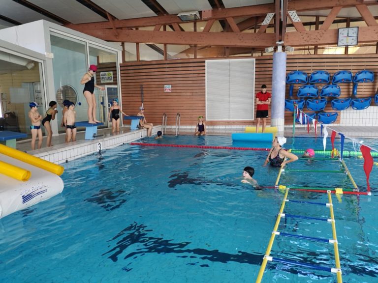 Séances piscine Ecole Sainte Marie Réaumur